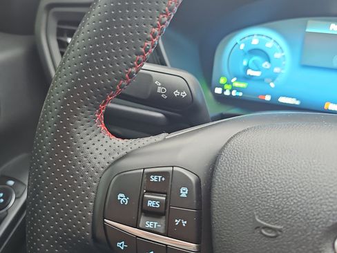 Used 2023 Ford Escape ST-Line Elite w/ Premium Technology Package AWD/4WD image 24