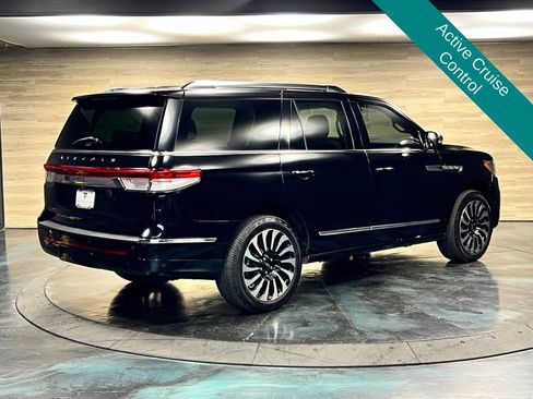 Used 2024 Lincoln Navigator Black Label AWD/4WD image 13