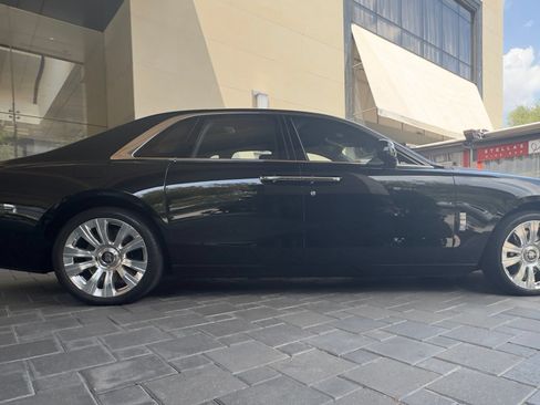 Used 2022 Rolls-Royce Ghost AWD/4WD image 5