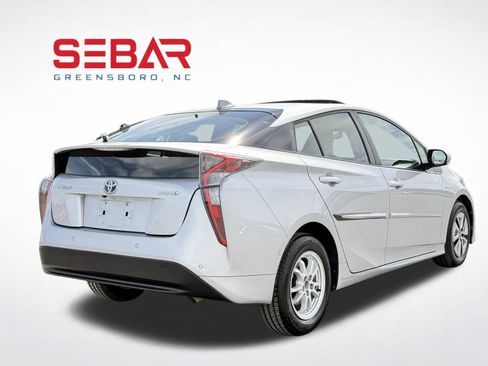 Used 2018 Toyota Prius Four w/ Advanced Technology Package image 7