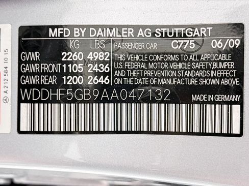 Used 2010 Mercedes-Benz E 350 Sedan image 22