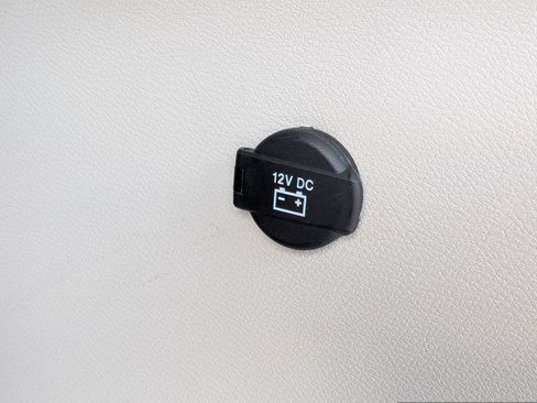 Used 2024 Chrysler Pacifica Touring-L FWD image 14