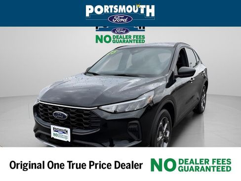 Used 2025 Ford Escape ST-Line w/ Tech Pack #1 image 4