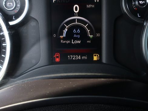 Used 2022 RAM 3500 Tradesman w/ Chrome Appearance Group image 26