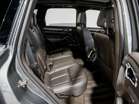 Used 2015 Porsche Cayenne Diesel image 30