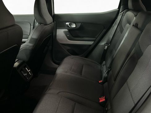 Used 2023 Polestar Polestar 2 image 18