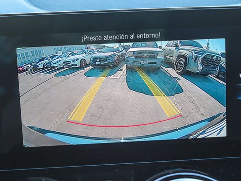 Used 2022 Mercedes-Benz GLB 250 image 25