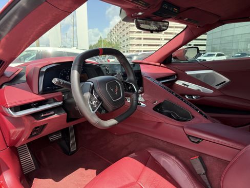 Used 2022 Chevrolet Corvette Stingray Premium Conv w/ Z51 Performance Package RWD image 14