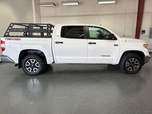 Used 2016 Toyota Tundra SR5 w/ TRD Off Road Package AWD/4WD image 3