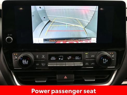 Used 2024 Toyota Grand Highlander XLE image 17