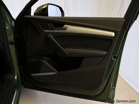 Used 2021 Audi Q5 e Premium Plus w/ Premium Plus Package image 38