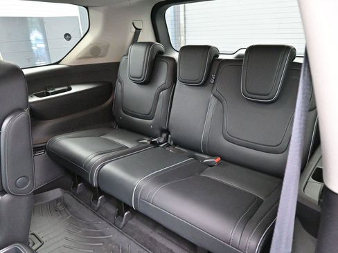 Used 2025 INFINITI QX80 Luxe w/ Exterior Package AWD/4WD image 32