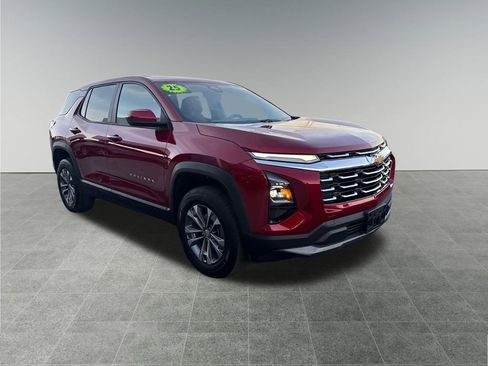 Used 2025 Chevrolet Equinox LT image 8