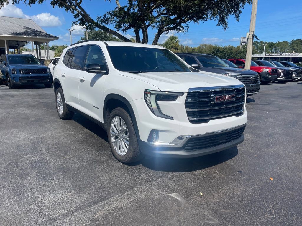 Used 2026 GMC Acadia Elevation w/ Elevation Premium Package FWD image 8