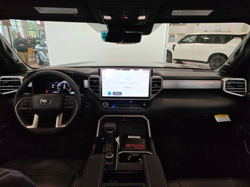 New 2026 Toyota Tundra Limited AWD/4WD image 27