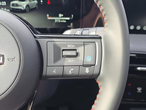 New 2026 Nissan Kicks SR FWD image 19
