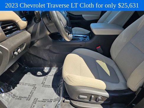 Used 2023 Chevrolet Traverse LT w/ LPO, Cargo Package AWD/4WD image 23