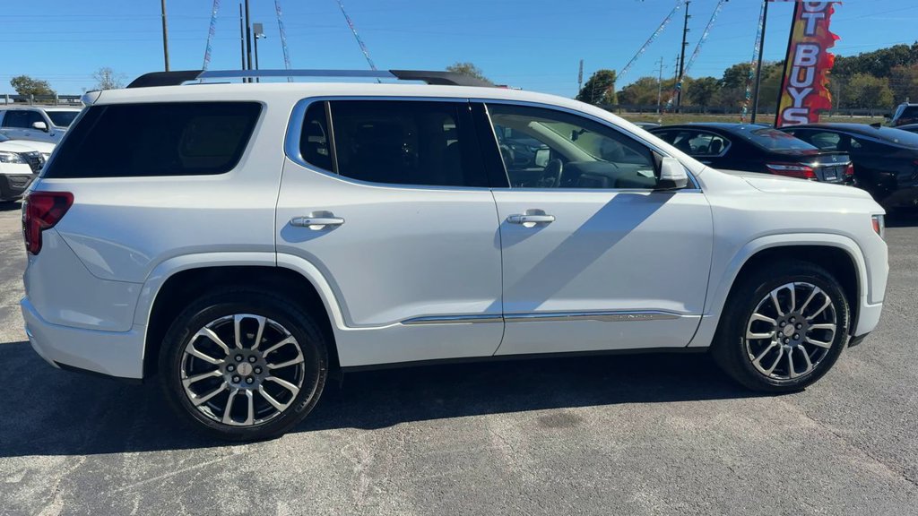 Used 2022 GMC Acadia Denali w/ Denali Ultimate Package AWD/4WD image 8