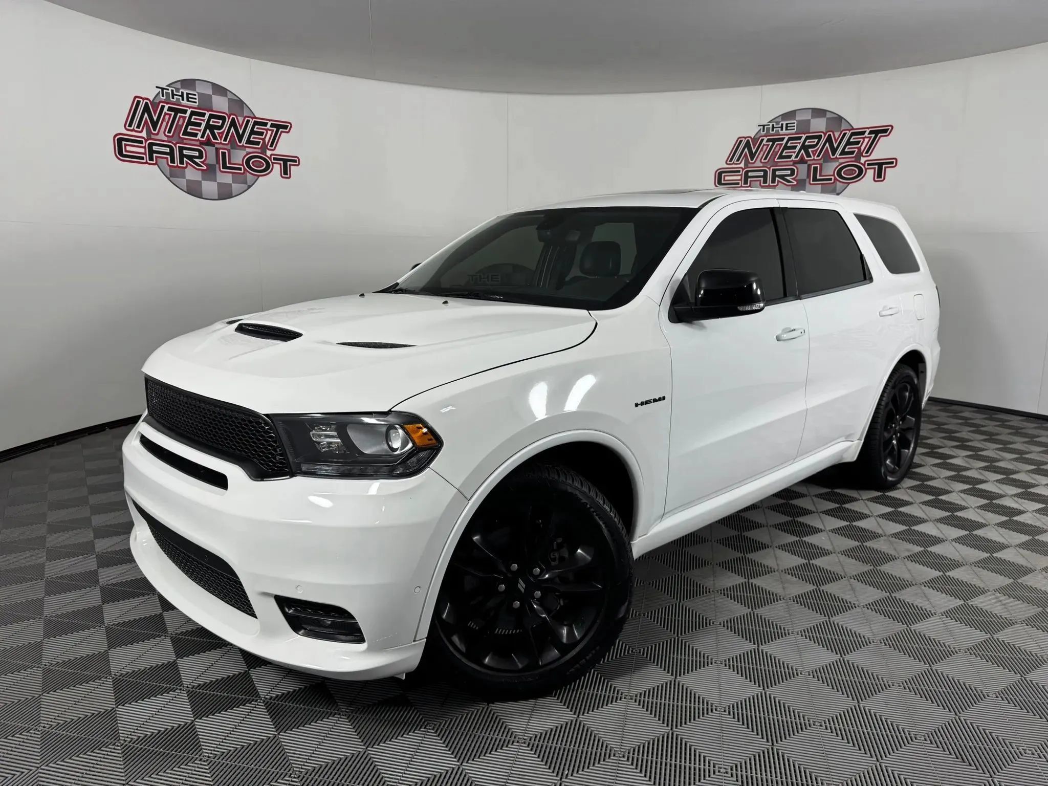 Used 2020 Dodge Durango R/T w/ Blacktop Package AWD/4WD image 1