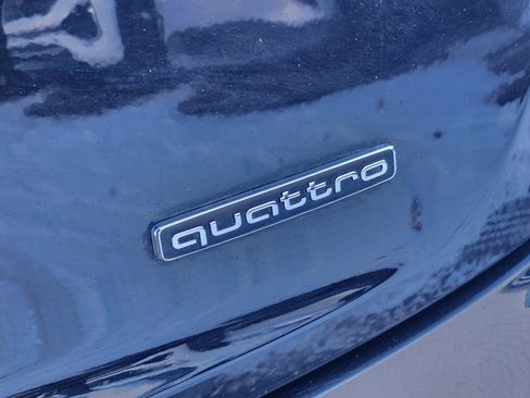 Used 2022 Audi Q5 2.0T Premium w/ Convenience Package image 24