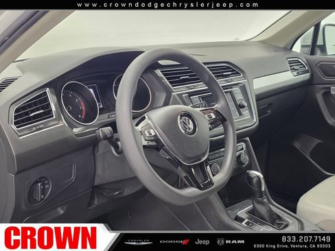 Used 2019 Volkswagen Tiguan S FWD image 21