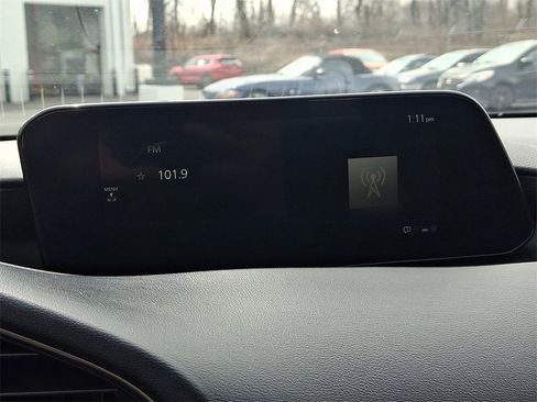 Used 2024 MAZDA MAZDA3 s image 19