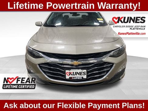 Used 2024 Chevrolet Malibu LT image 3