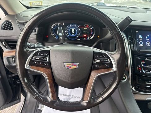 Used 2019 Cadillac Escalade Premium Luxury image 12
