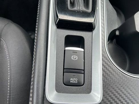 Used 2025 Nissan Altima 2.5 SV w/ SV Premium Package FWD image 27
