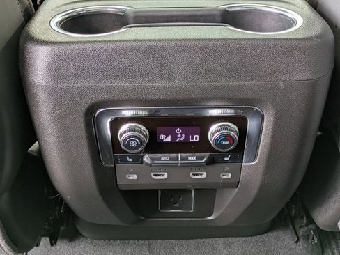 Used 2023 GMC Yukon Denali Ultimate AWD/4WD image 21