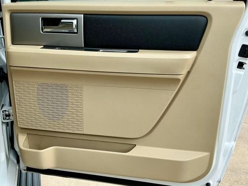 Used 2017 Ford Expedition EL XLT w/ Equipment Group 201A AWD/4WD image 25