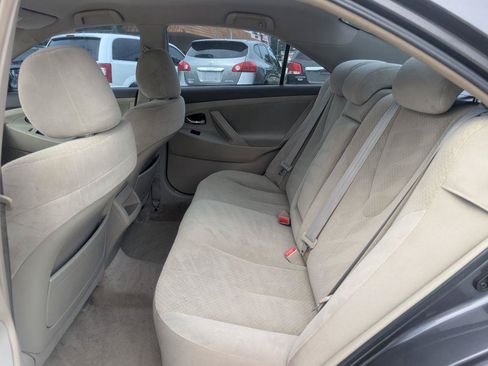Used 2009 Toyota Camry SE FWD image 10