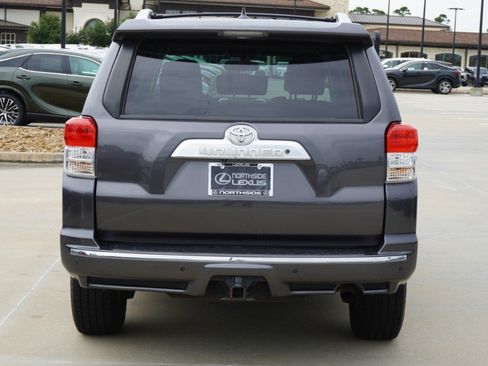 Used 2012 Toyota 4Runner SR5 w/ Premium Pkg AWD/4WD image 7