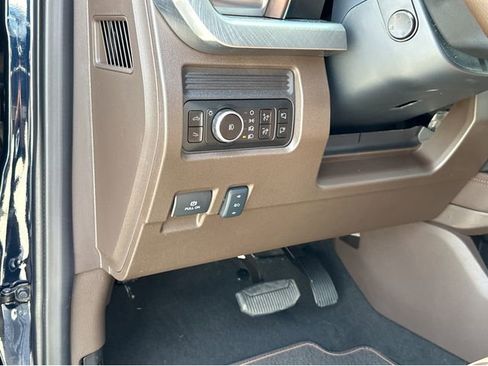 New 2025 Ford F250 King Ranch w/ FX4 Off-Road Package image 35
