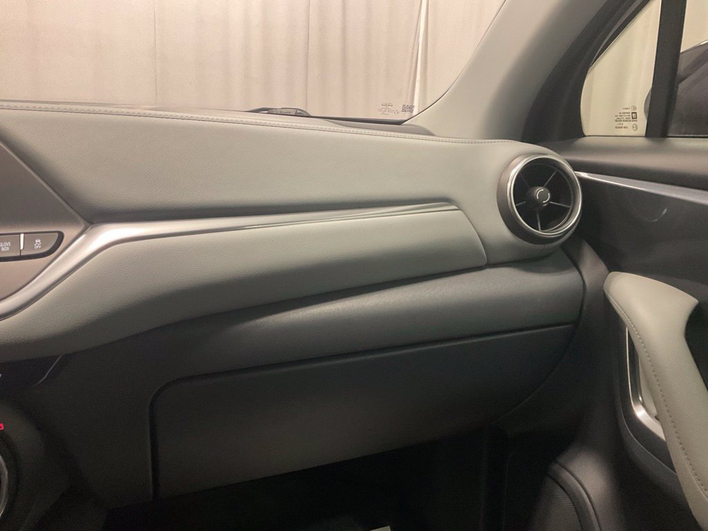 Used 2019 Chevrolet Blazer LT FWD image 28