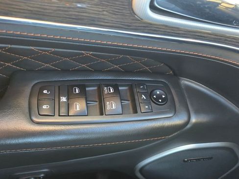 Used 2020 Jeep Grand Cherokee Summit image 24