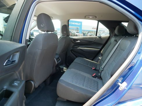 Used 2022 Chevrolet Equinox LT AWD/4WD image 34