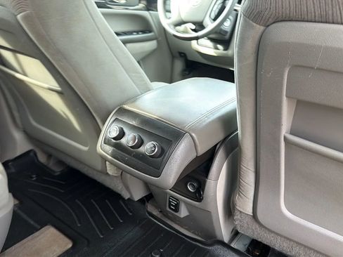 Used 2015 Buick Enclave Convenience FWD image 63