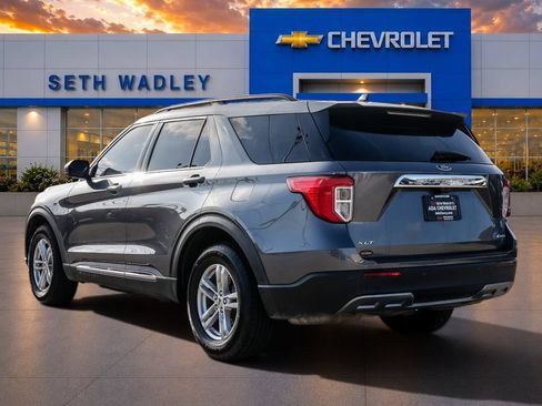 Used 2022 Ford Explorer XLT w/ Equipment Group 202A AWD/4WD image 62