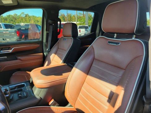 Used 2023 GMC Sierra 1500 Denali Ultimate image 13
