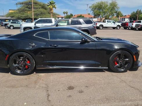 Used 2023 Chevrolet Camaro SS RWD image 11