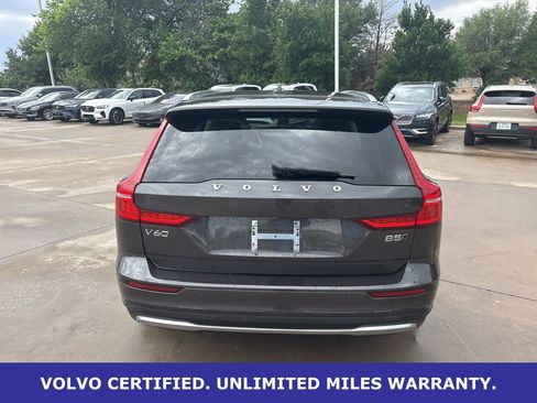 Certified 2023 Volvo V60 B5 Cross Country Plus w/ Climate Package AWD/4WD image 6
