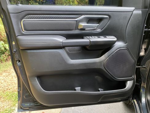 Used 2025 RAM 1500 Big Horn AWD/4WD image 15