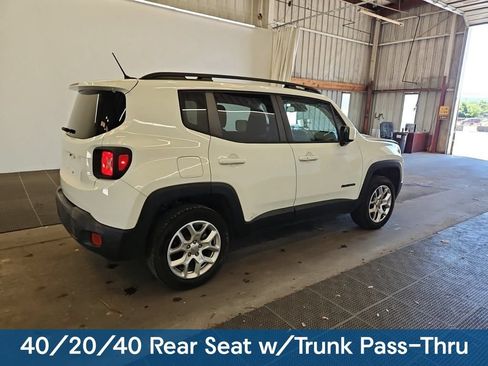 Used 2017 Jeep Renegade Latitude w/ Popular Equipment Group AWD/4WD image 11