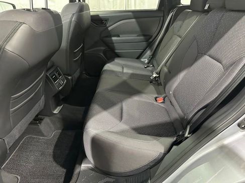 Used 2025 Subaru Forester Premium AWD/4WD image 12