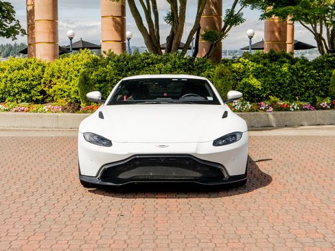 Used 2020 Aston Martin V8 Vantage Coupe RWD image 7