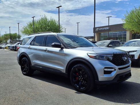 Used 2024 Ford Explorer ST w/ Equipment Group 401A AWD/4WD image 8