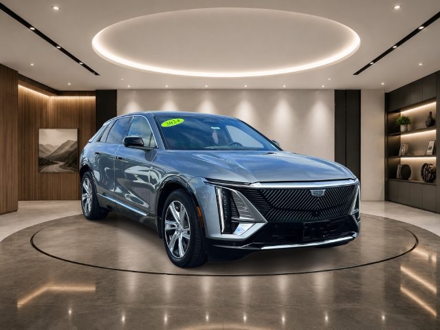 Used 2024 Cadillac Lyriq Tech w/ Driver Assist Package AWD/4WD image 1