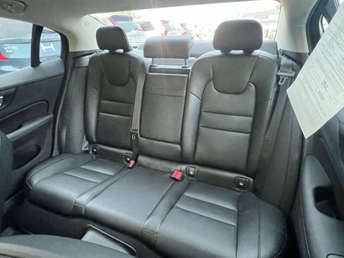 Certified 2025 Volvo S60 B5 Core AWD/4WD image 20
