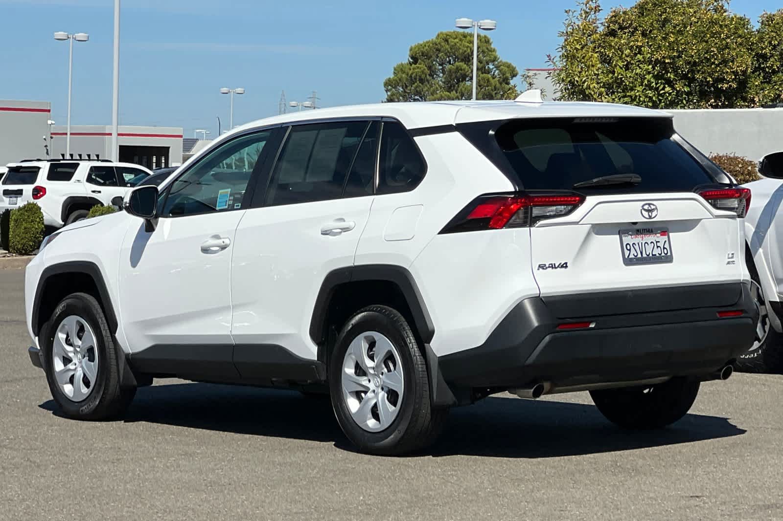 Certified 2025 Toyota RAV4 LE AWD/4WD image 7